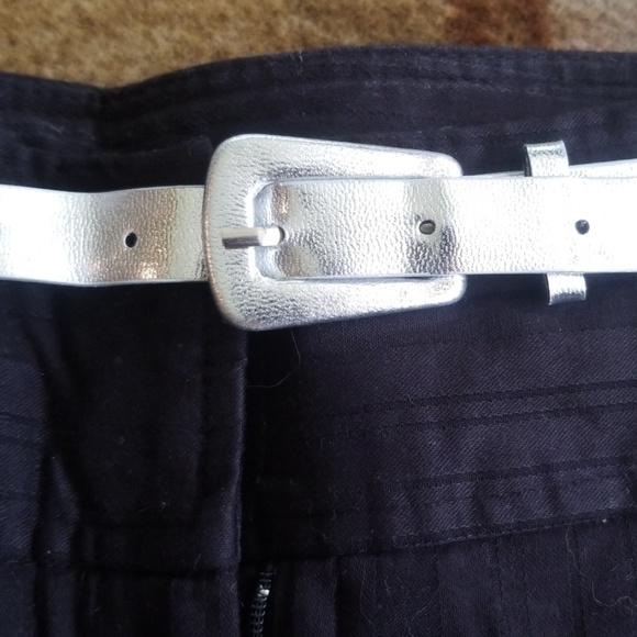 Shorts - Picture 4 of 4